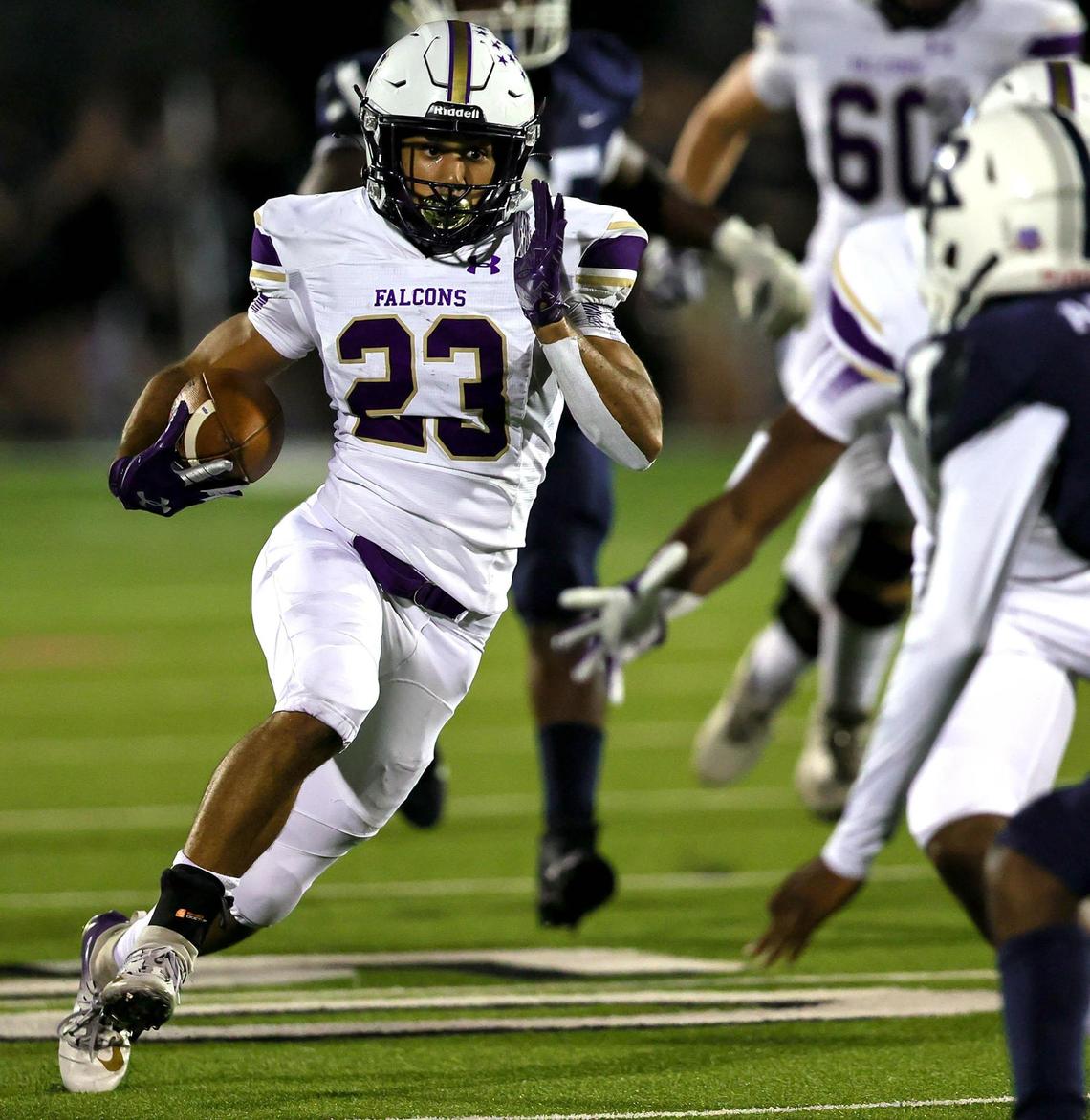 Keller Timber Creek running back Kaden Bess (23) looks for running room after making a reception against Richland during the first half of a High School Football game, Friday night, October 9, 2020 played at Keller ISD Staduim in Keller, Tx. (Steve Nurenberg Special to the Star-Telegram)