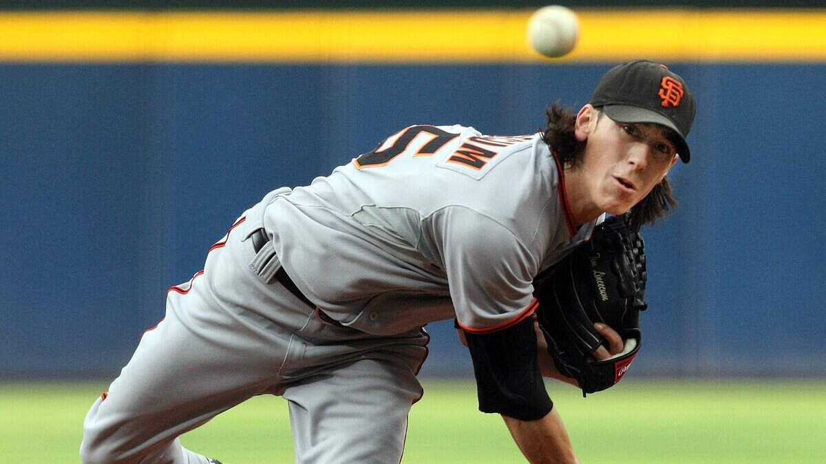 San Francisco Giants pitcher Tim Lincecum, shown in 2009, his second Cy Young-winning season, will try to make a comeback in 2018 with the Texas Rangers