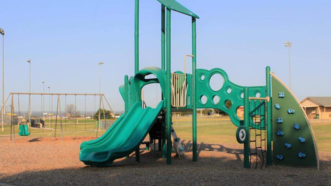 Guide to Lake Worth: Explore this rural Texas town with lots of charm and activities