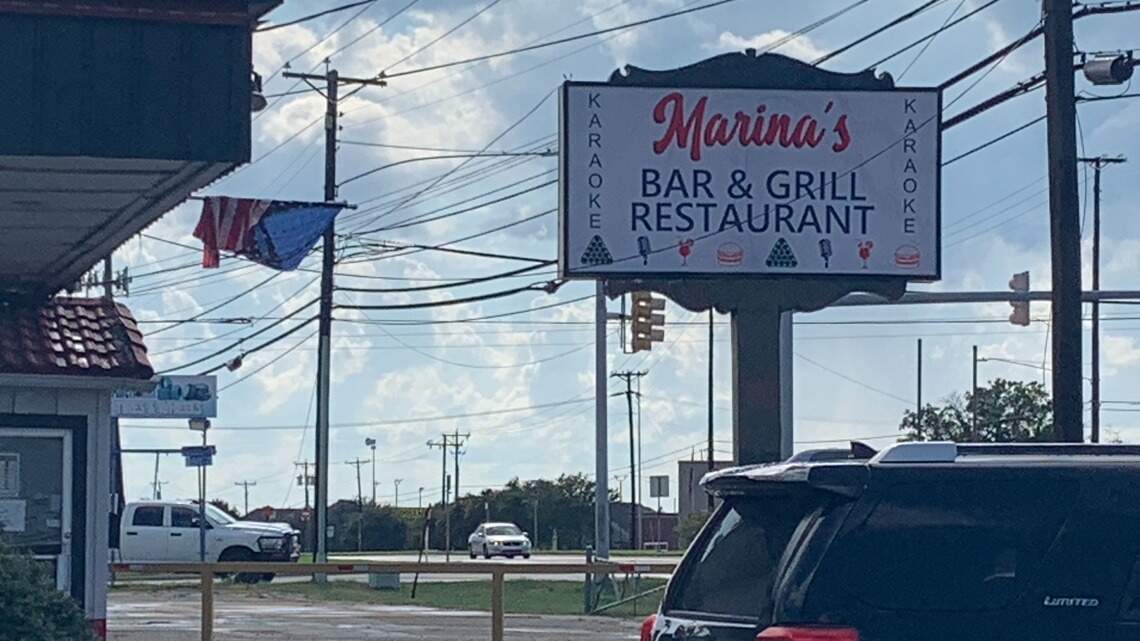 Man fatally shot outside Euless restaurant early Monday; suspect fled the scene