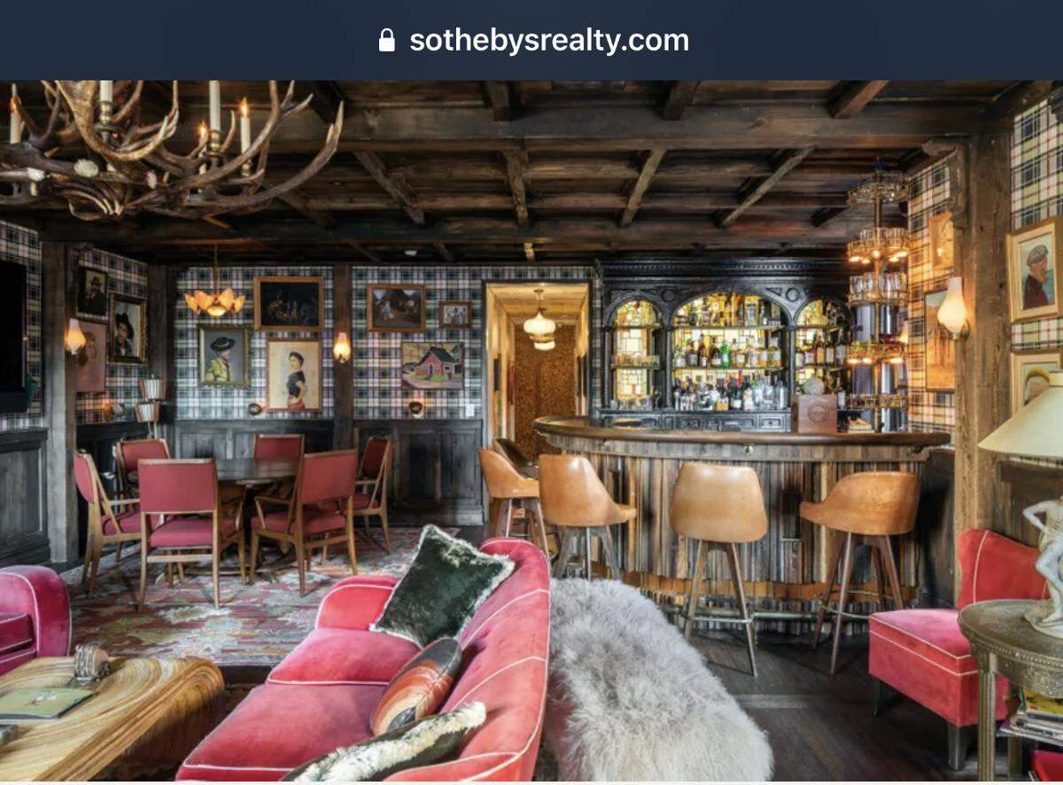 Bar area