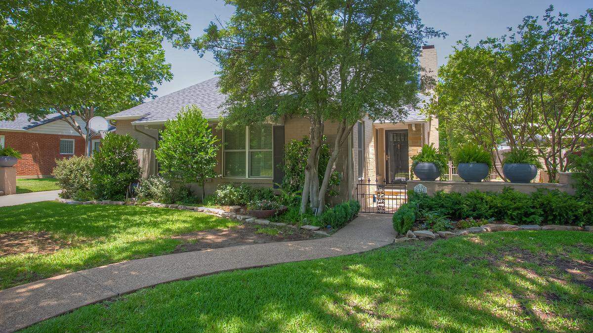 The home at 6412 Rosemont Avenue is open Sunday, August 18 from 2 to 4 p.m. 