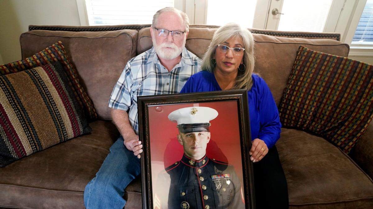 Family of Texas Marine veteran in Russian prison speaks with President Biden on phone