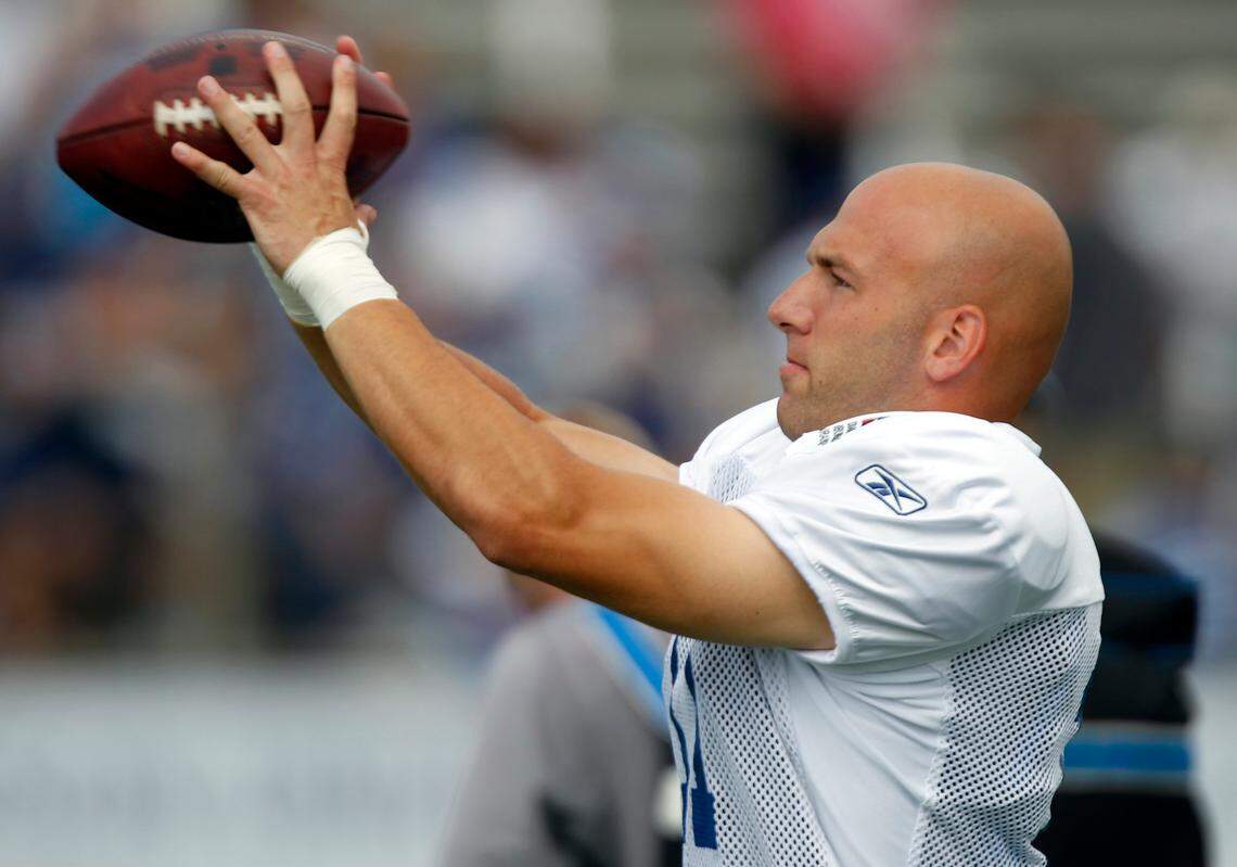 Indianapolis Colts wide receiver Anthony Gonzalez makes a catch during the NFL team’s football training camp in Anderson, Ind., Saturday, Aug. 6, 2011. (AP Photo/Michael Conroy)