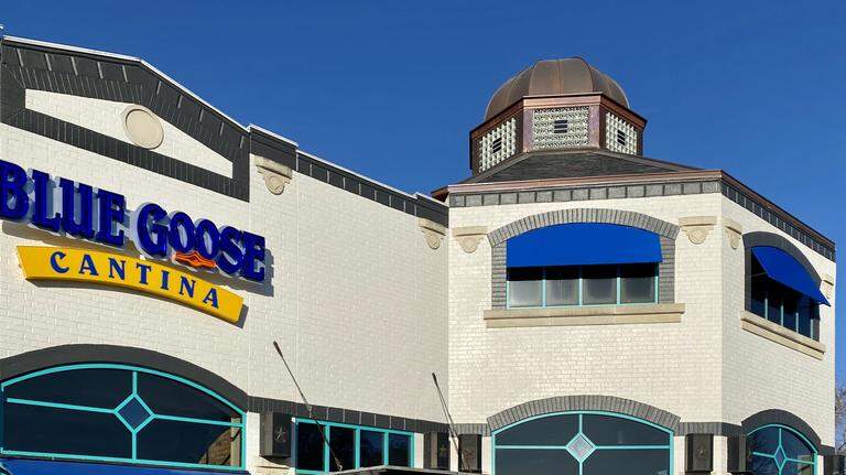 2 retailers planning locations at University Park Village