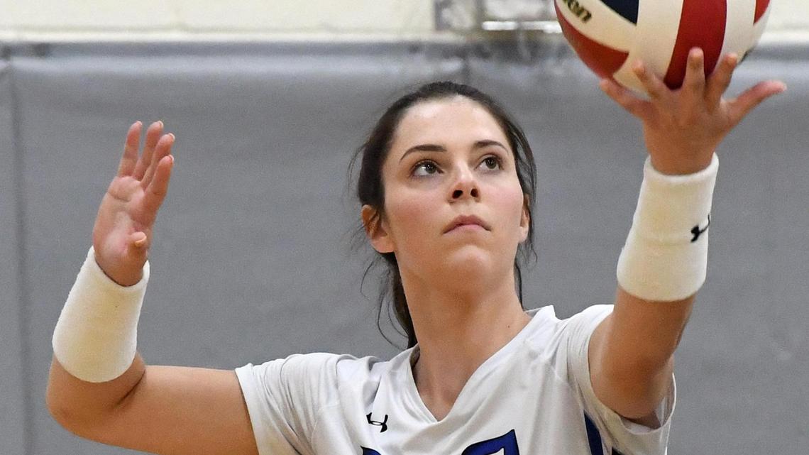 Weatherford’s Evelyn Benson and the Roos jumped up in the 6A area rankings after beating Boswell.