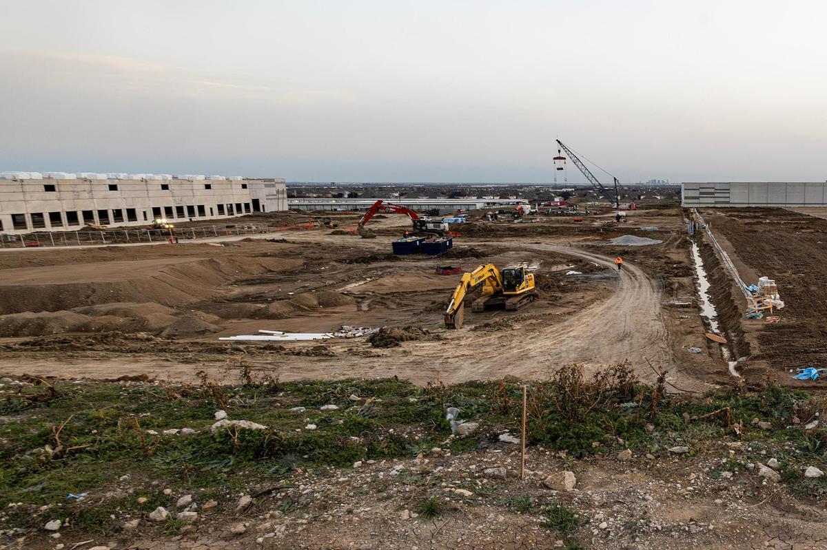 Construction is underway for a 600,000 square foot industrial park at the corner of Bonds Ranch Road and Harmon Road in north Fort Worth on Friday, Jan. 17, 2025.