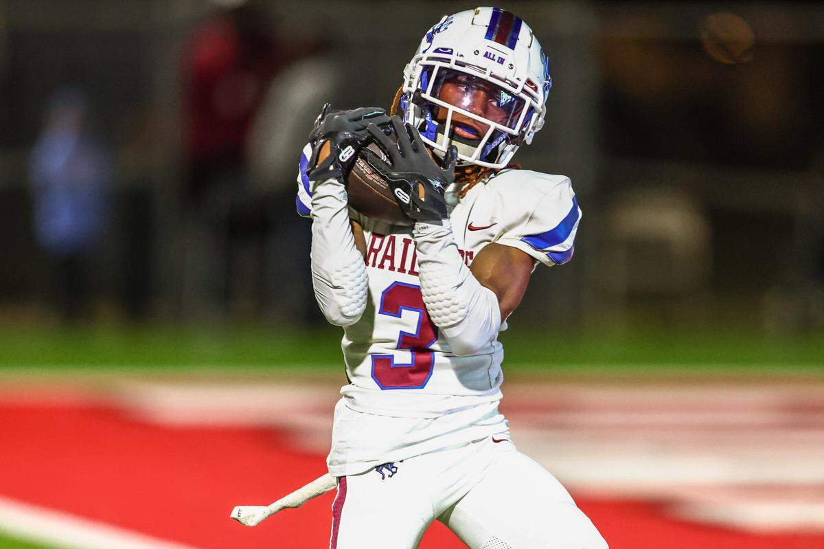 Fort Worth Southwest receiver Canderic Haley catches a touchdown pass against Fort Worth Eastern Hills on Thursday, Oct. 17, 2024 at Scarborough-Handley Field in Fort Worth, Texas.