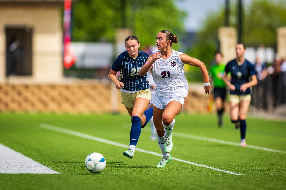 Keller’s Billie Davis (20) runs after the ball during the Class 6A Division I state championship against Round Rock on Saturday at Birkelbach Field in Georgetown.