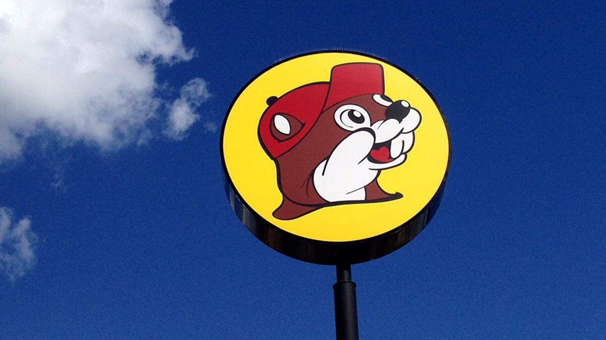 A Buc-ee’s sign in New Braunfels, Texas. The chain plans to open its first Kansas City area location near the Kansas Speedway.