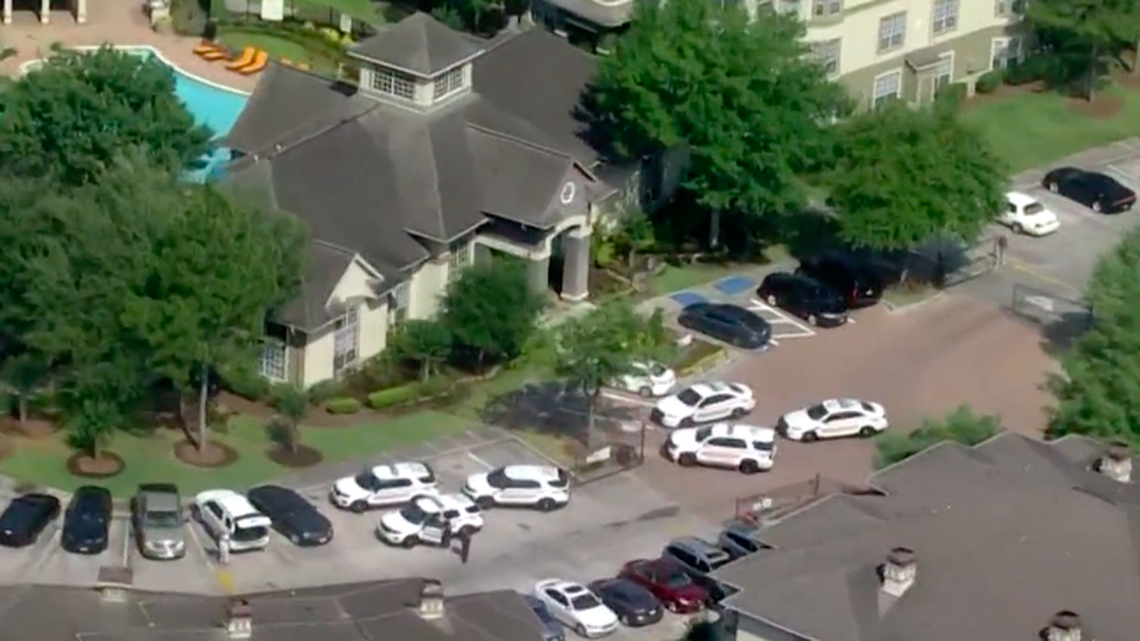 Deputies in Harris County, Texas, responded on Thursday, May 19, to an apparent murder-suicide.