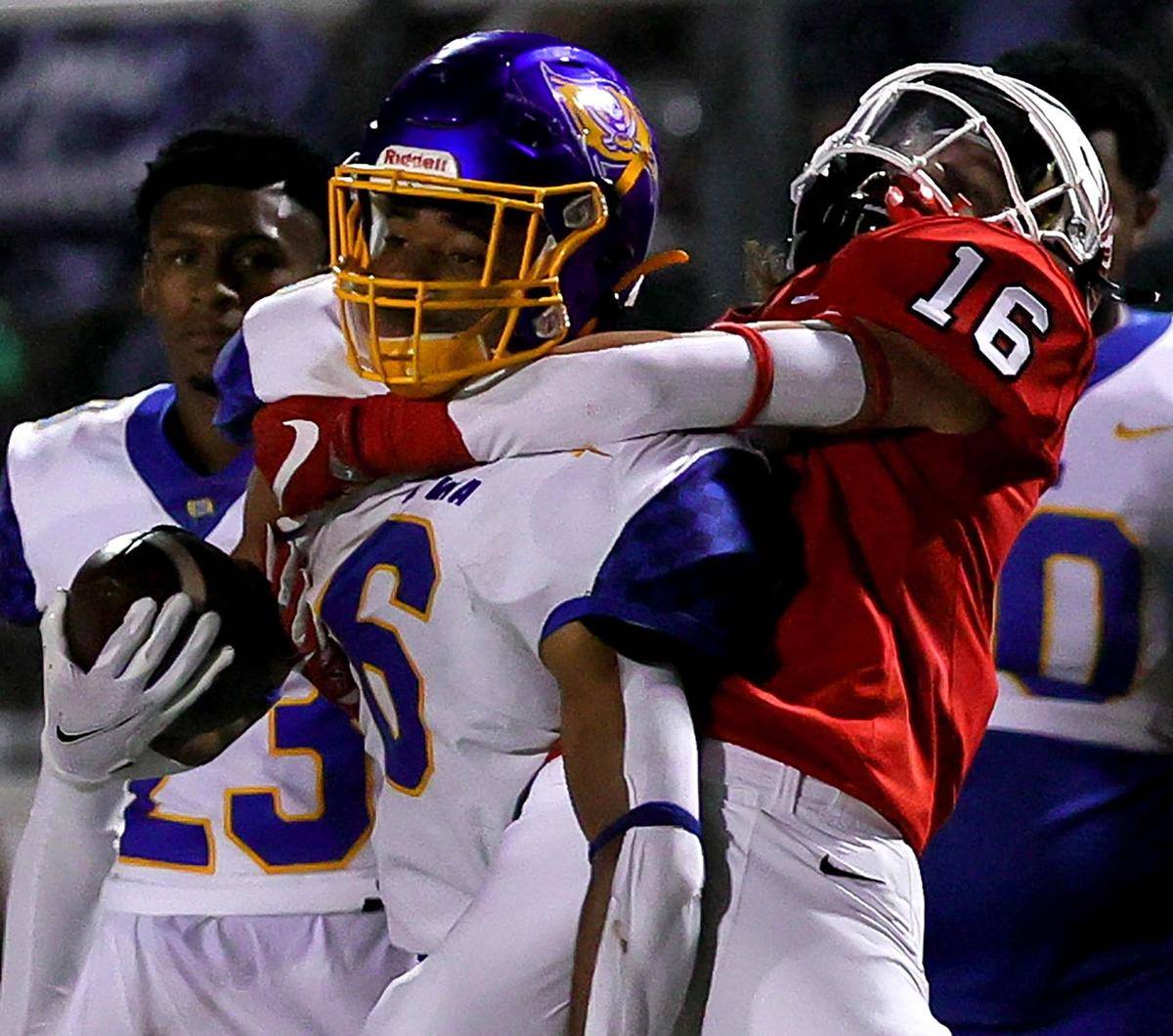 Waco La Vega receiver Jar’Quae Walton (6) is stopped for a short gain by Argyle defensive back Jacob Robinson (16) during the second half, Friday night, September 18, 2020 played at Argyle High School in Argyle, Tx. (Steve Nurenberg Special to the Star-Telegram)