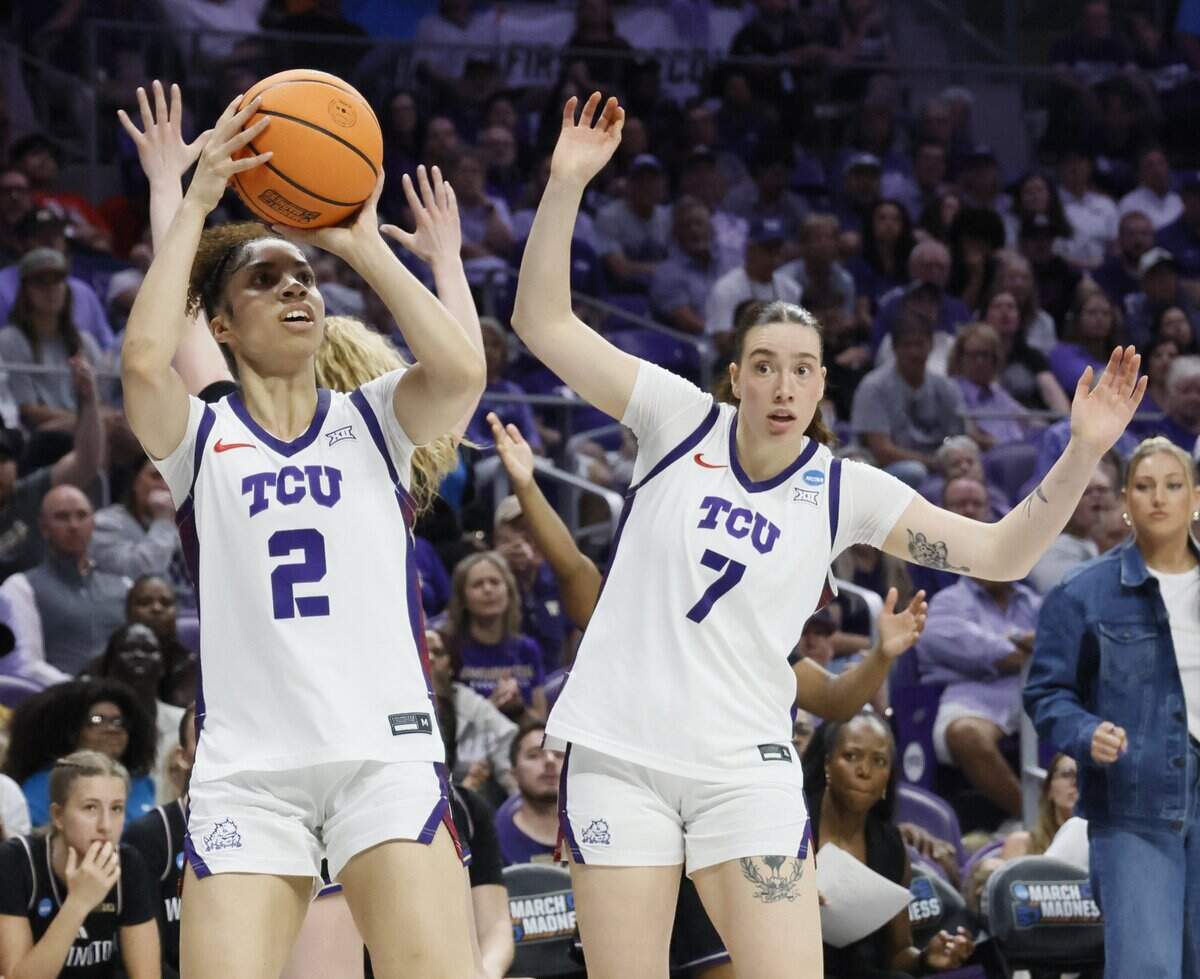 TCU forward Marta Suarez (7) watches TCU guard Veronica Sheffey (2) get a bucket during the first half of a second round NCAA Division I Women's Basketball Championship game at Schollmeier Arena in Fort Worth, Texas, Sunday, March, 22, 2026.