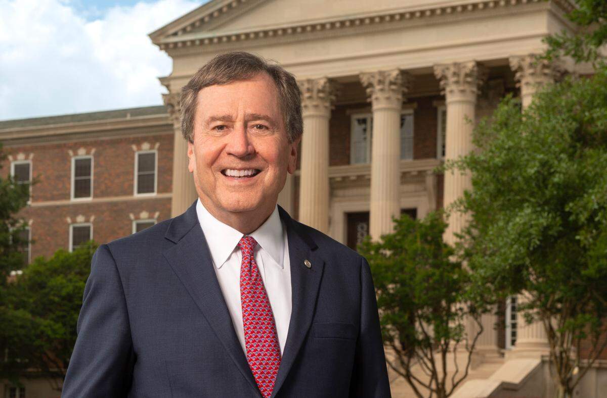 Portrait photo of R. Gerald Turner, the president of Southern Methodist University.