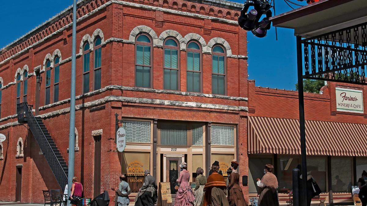 The Granbury historic square made for an apt backdrop for scenes in “1883,” a sequel to popular Paramount drama “Yellowstone.” Some of the scenes were filmed in Granbury’s historic square in summer of 2021. PHOTO BY MARY VINSON