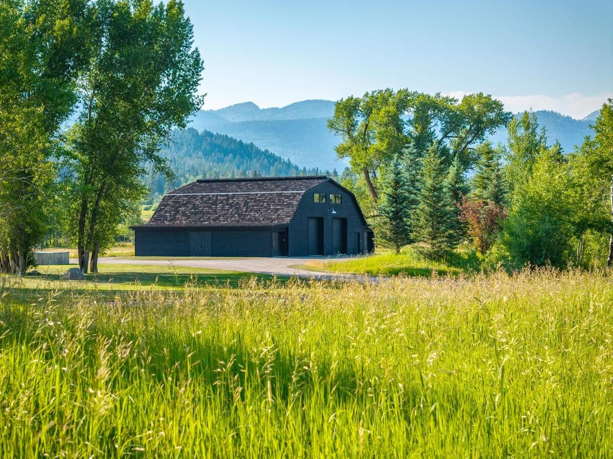 Barn