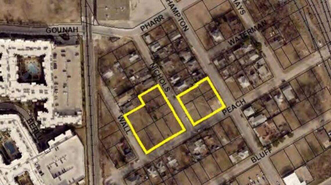 Developer wants to bring new four-story apartments to downtown Fort Worth