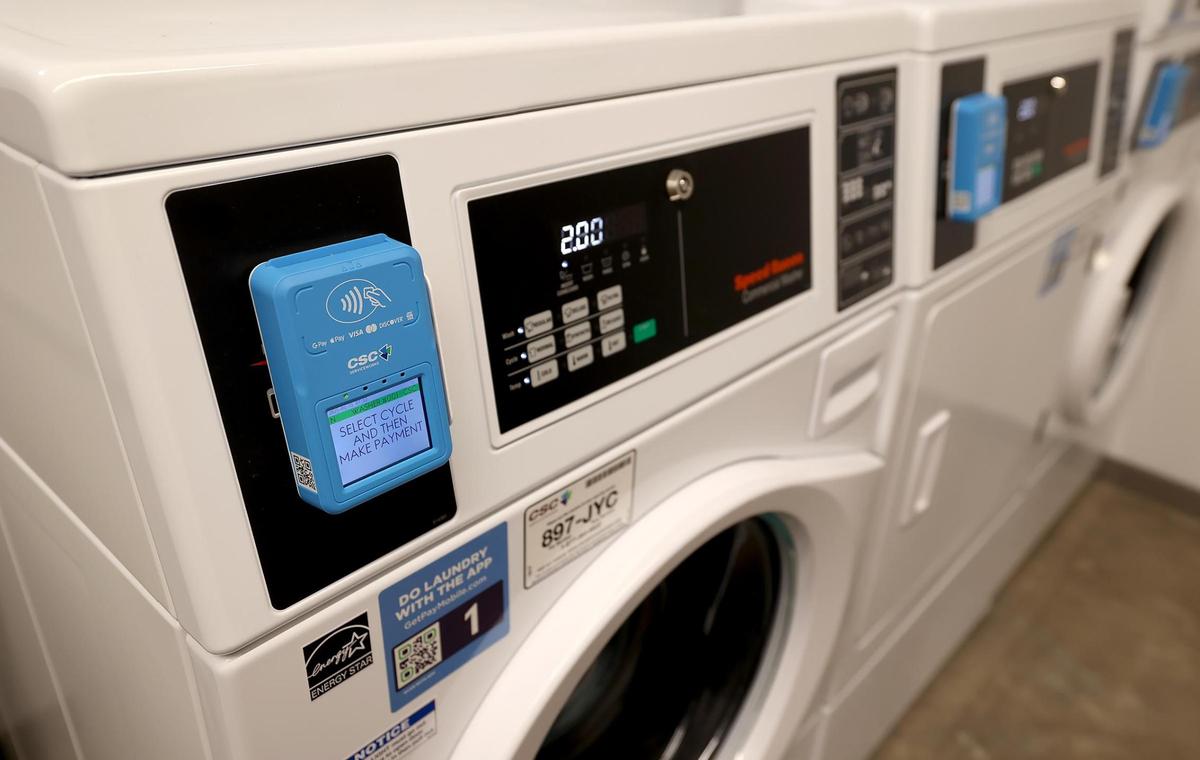 Bryan Flats’s, located in the Near Southside neighborhood of Fort Worth, features efficiency apartments with shared kitchen, laundry and lounge areas.