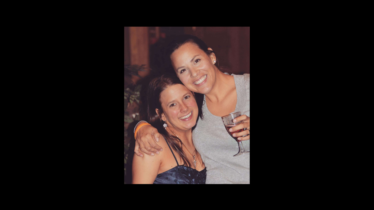 Brooke Hipps (left) with her sister, Brady Kent. Kent passed away unexpectedly at age 36 without a will, inspiring Hipps to create Weekend Will, a digital platform to help families plan ahead and protect their loved ones.