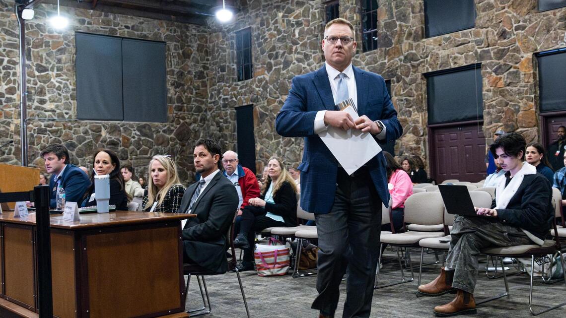 Keller school board names interim leader, delays vote on superintendent’s resignation