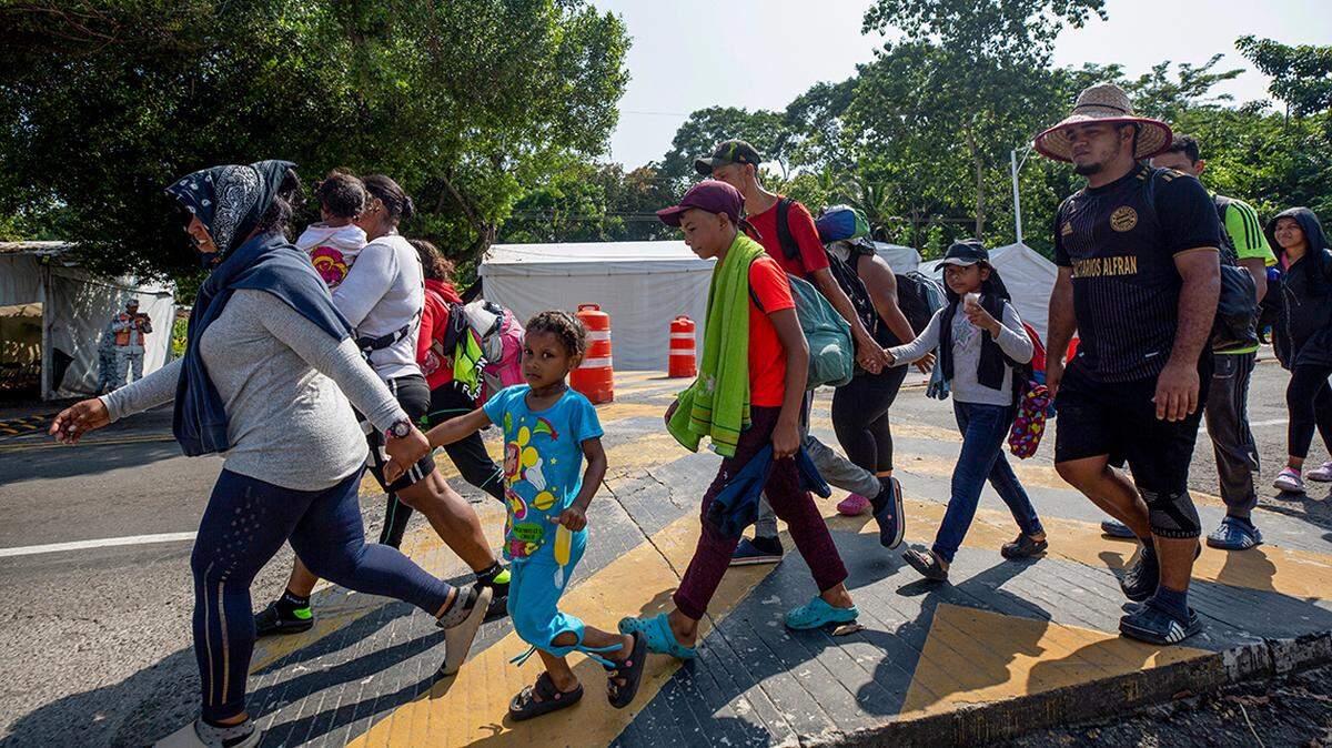 In El Paso, people see firsthand what immigrants do once they’ve been processed: They go to a state with a more reasonable minimum wage.