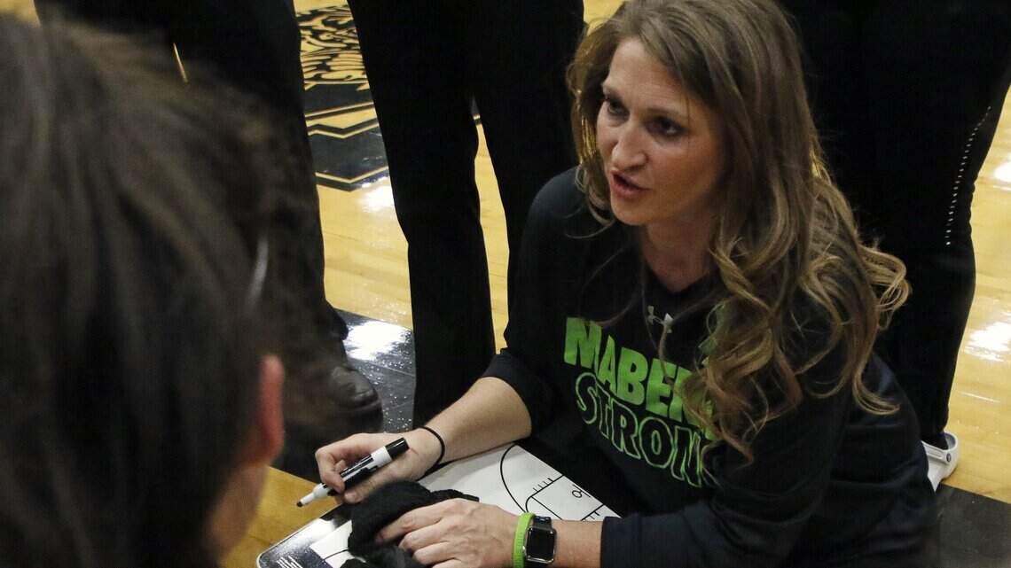 Despite COVID-19 challenges, Fort Worth area girls basketball teams make some history