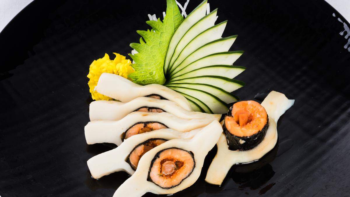 Tiger Roll from Dee Lincoln Prime, which is part steakhouse, part sushi den, at the Star in Frisco