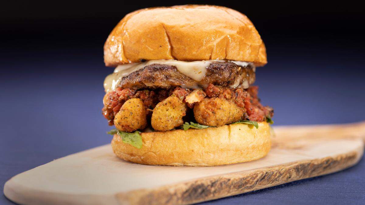 What’s on the menu at AT&T Stadium? Football food fit for Dallas Cowboys fans.