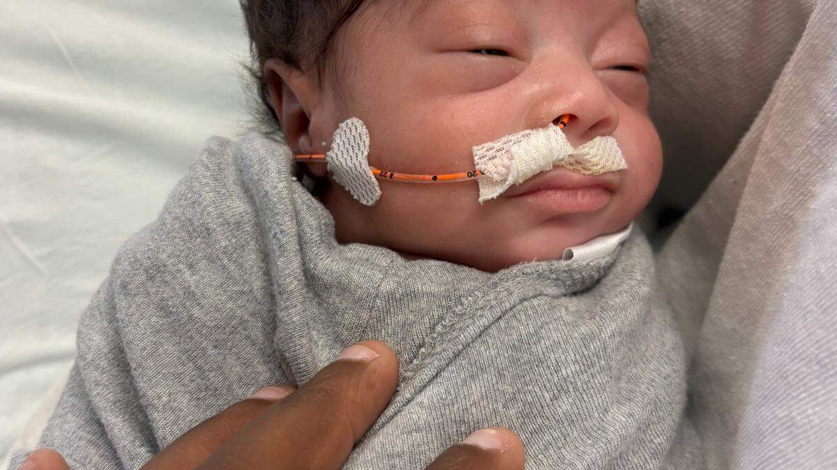 Samaria Sauls and her twin sister were born prematurely at just 29 week. Samaria died unexpectedly Dec. 5.