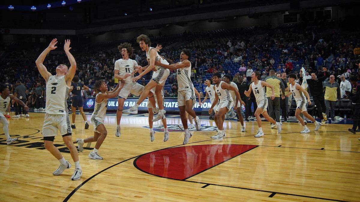 Plano East celebrates after winning the Class 6A state championship game on Saturday at the Alamodome in San Antonio. Plano East defeated Stony Point 53-41.
