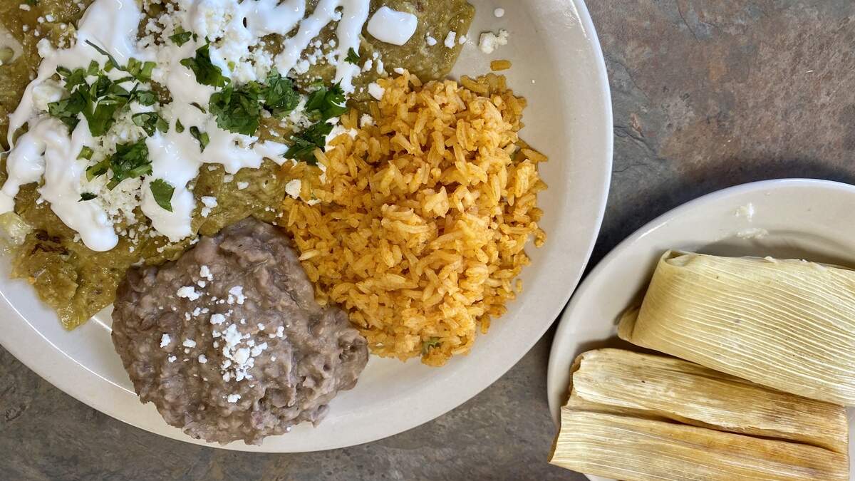 Chilaquiles verdes and tamales at La Casa de Lina.