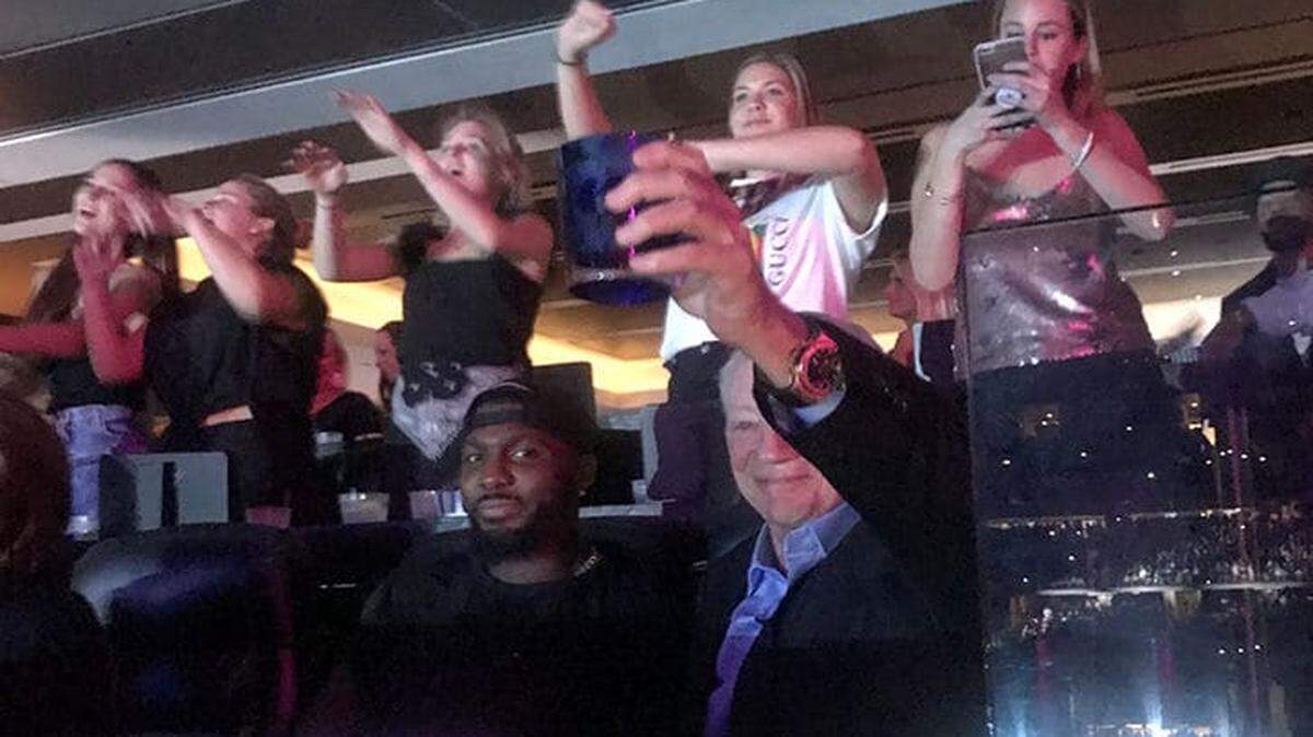 Cowboys owner Jerry Jones, right, and former receiver Dez Bryant sat together in an AT&T Stadium suite during the Beyonce-Jay-Z concert Tuesday night.