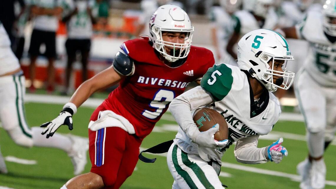 Lake Worth dominates Carter-Riverside to set up showdown with Kennedale next week