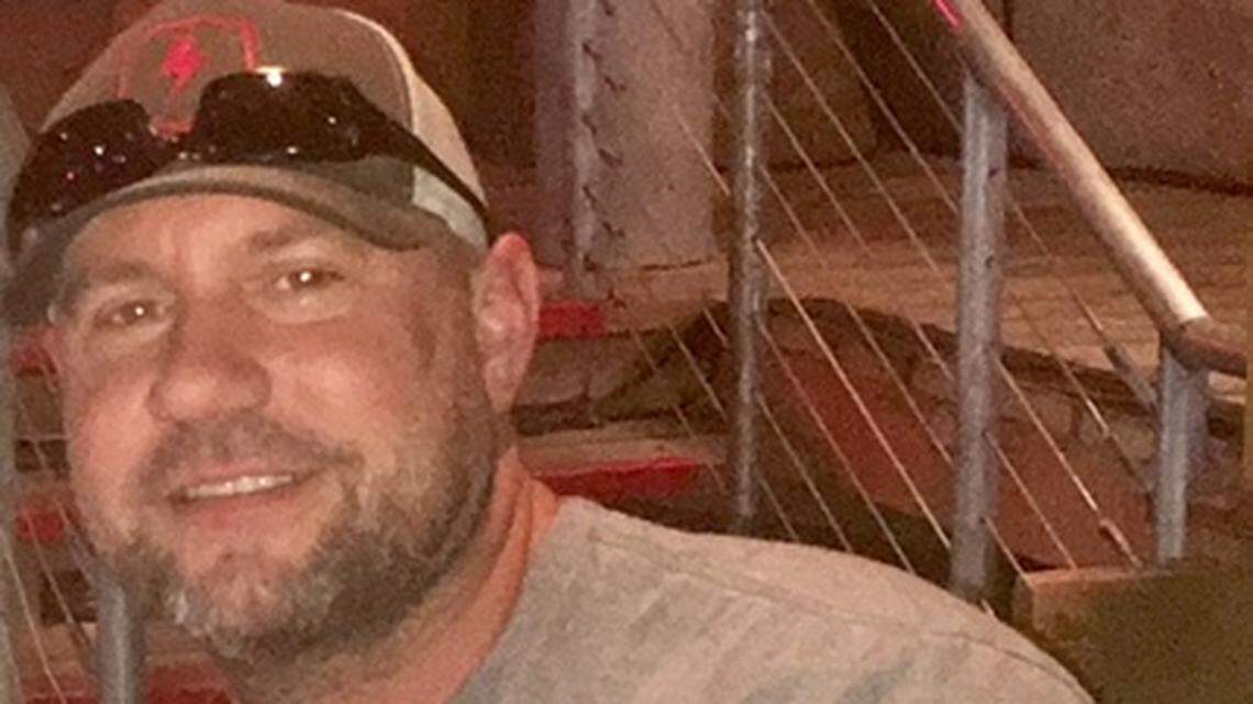 Fort Worth undercover Officer Garrett Hull died Friday night after being shot in the head during a robbery early Friday morning, police said.
