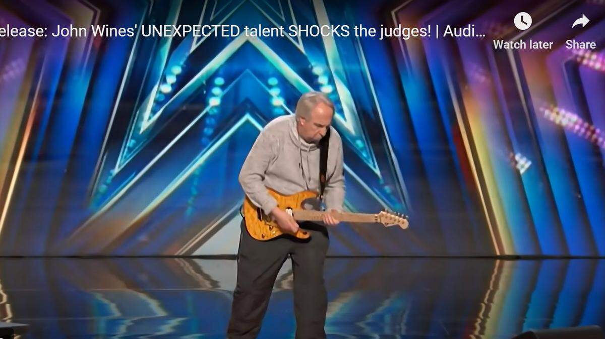 John Wines of the UK absolutely floors both the panelists and the audience with his performance