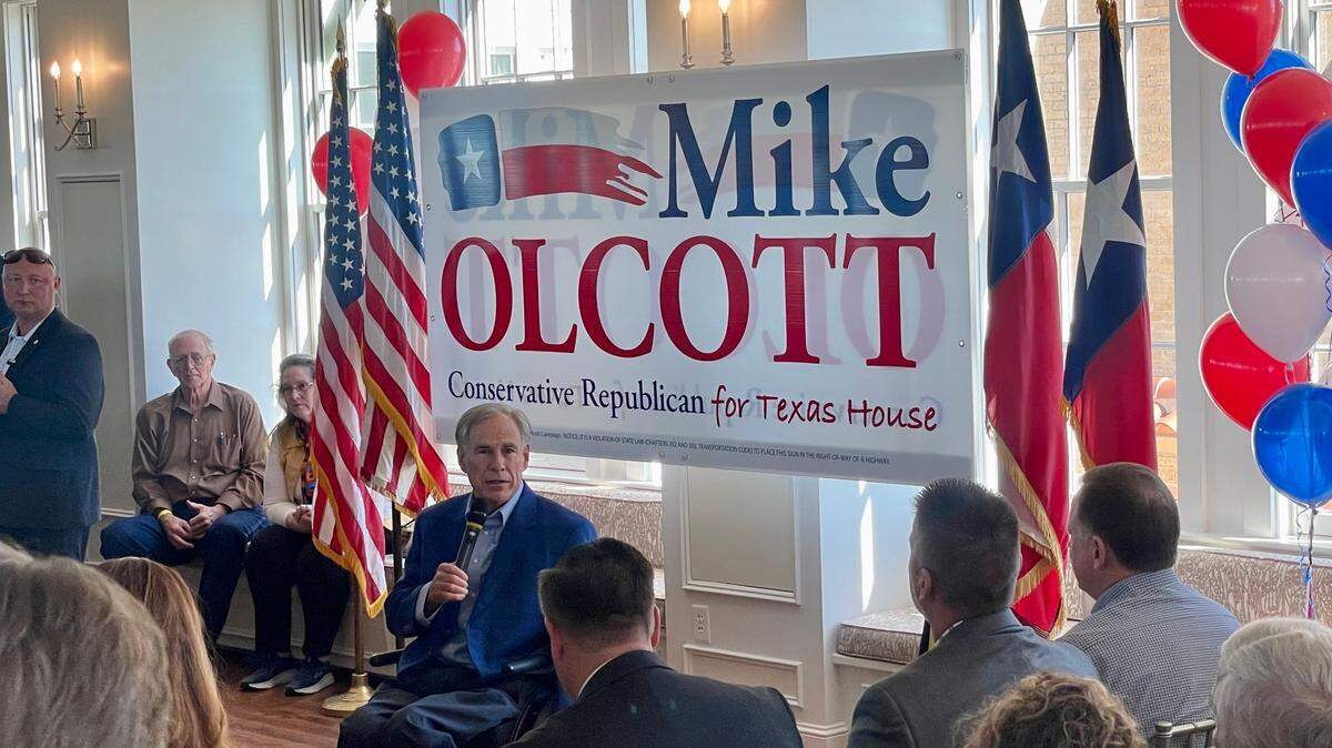 Gov. Greg Abbott campaigns for Mike Olcott in Mineral Wells, who is challenging Rep. Glenn Rogers.