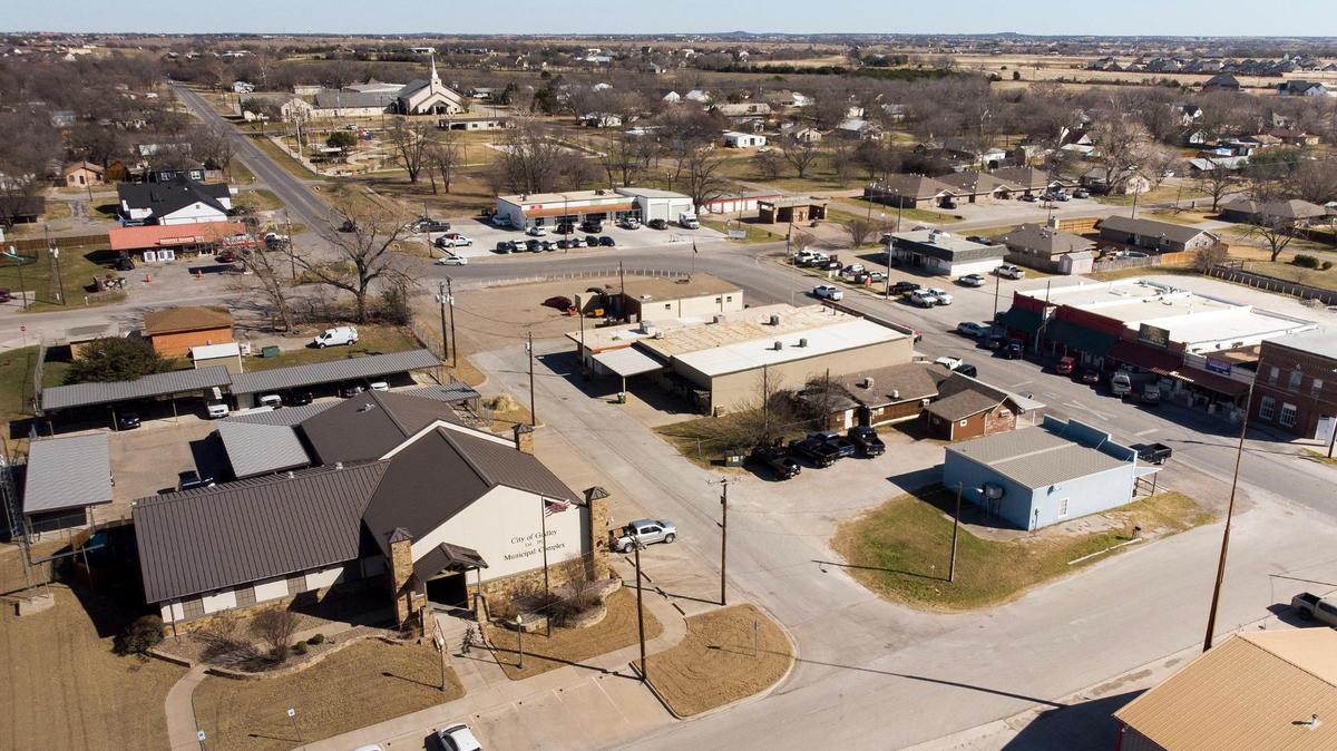 Godley City Hall was temporarily closed after multiple top officials resigned their jobs.