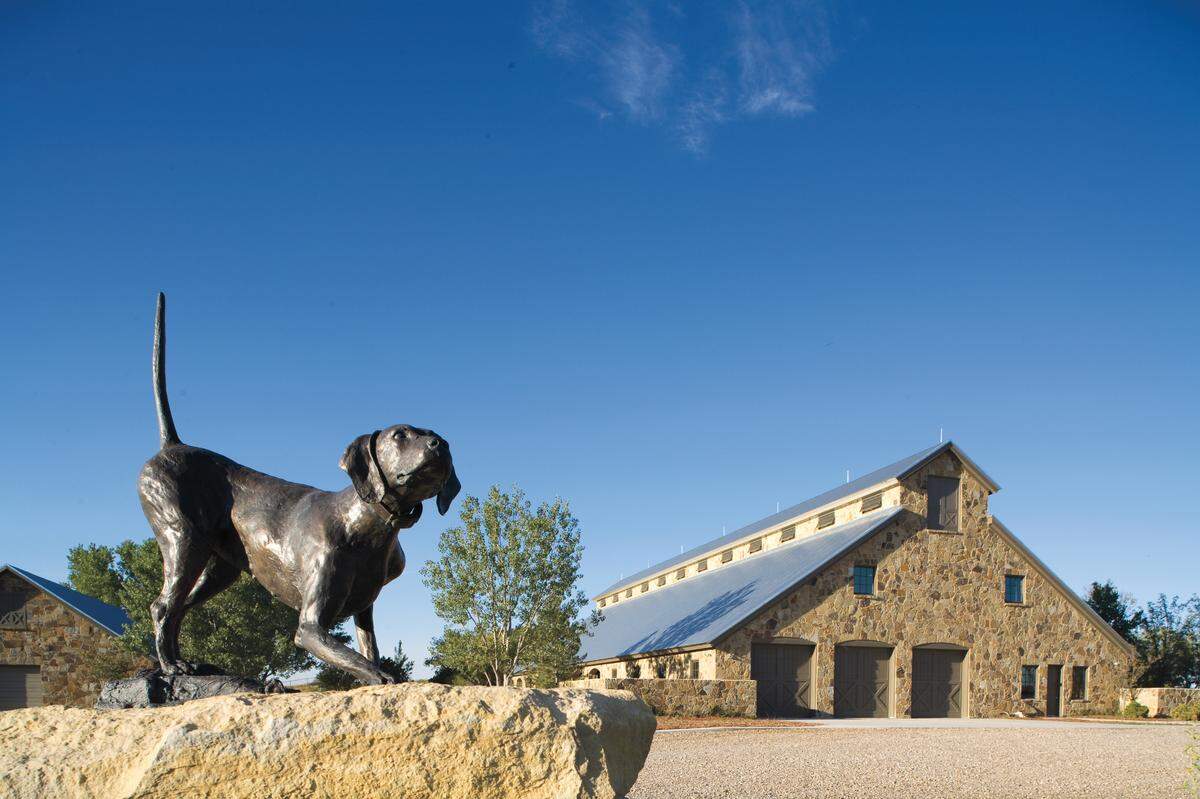 The Mesa Visa Ranch property includes a tennis court, small golf course, an airport, and an 11,000-square foot kennel for hunting dogs.