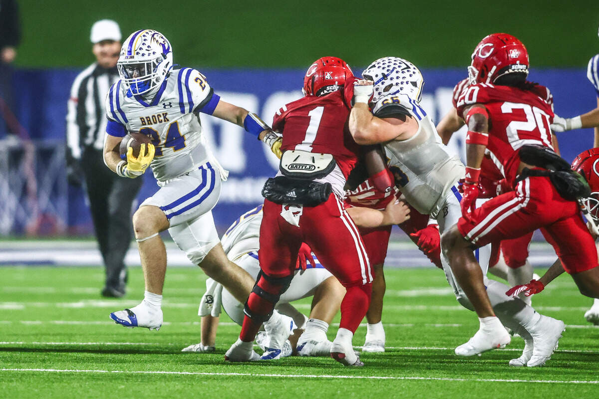 Brock running back Bryer McDonald breaks a long run in the 4A Division II state semifinal Friday, Dec. 13, playoff game at McKinney ISD Stadium.