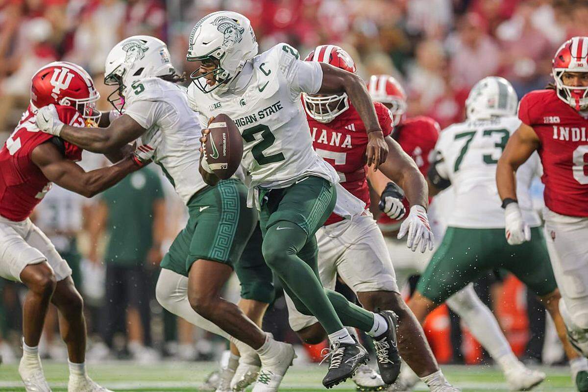 BLOOMINGTON, INDIANA - OCTOBER 18: Aidan Chiles #2 of the Michigan State Spartans runs the ball during the second half of the NCAA game between the Indiana Hoosiers and the Michigan State Spartans at Memorial Stadium on October 18, 2025 in Bloomington, Indiana. (Photo by Michael Hickey/Getty Images)