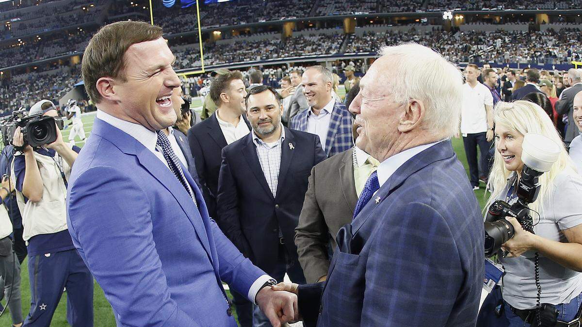 Dallas Cowboys owner Jerry Jones speaks with former NFL player Jason Witten before the first half of an NFL football game between the Dallas Cowboys and the Tennessee Titans, Monday, Nov. 5, 2018, in Arlington, Texas.