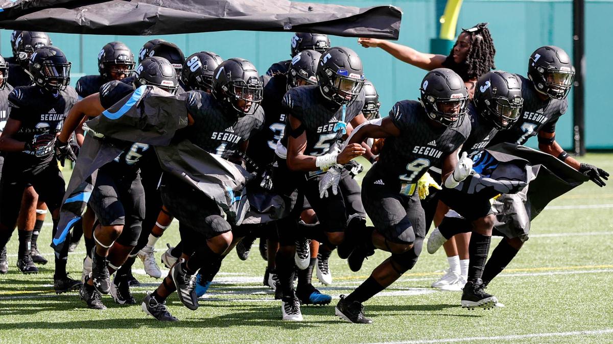 The Arlington Seguin Cougars are in the playoffs for the first time since 2016. (Steve Nurenberg Special to the Star-Telegram)