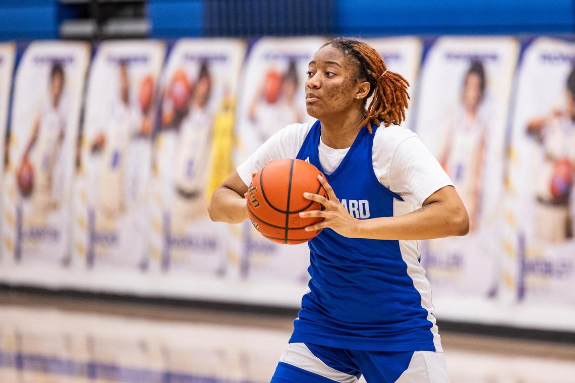 Boswell senior Haleigh Jackson passes the ball during a drill during a scrimmage in practice at the Boswell High School gymnasium in Fort Worth on Wednesday, Jan. 29, 2025.
