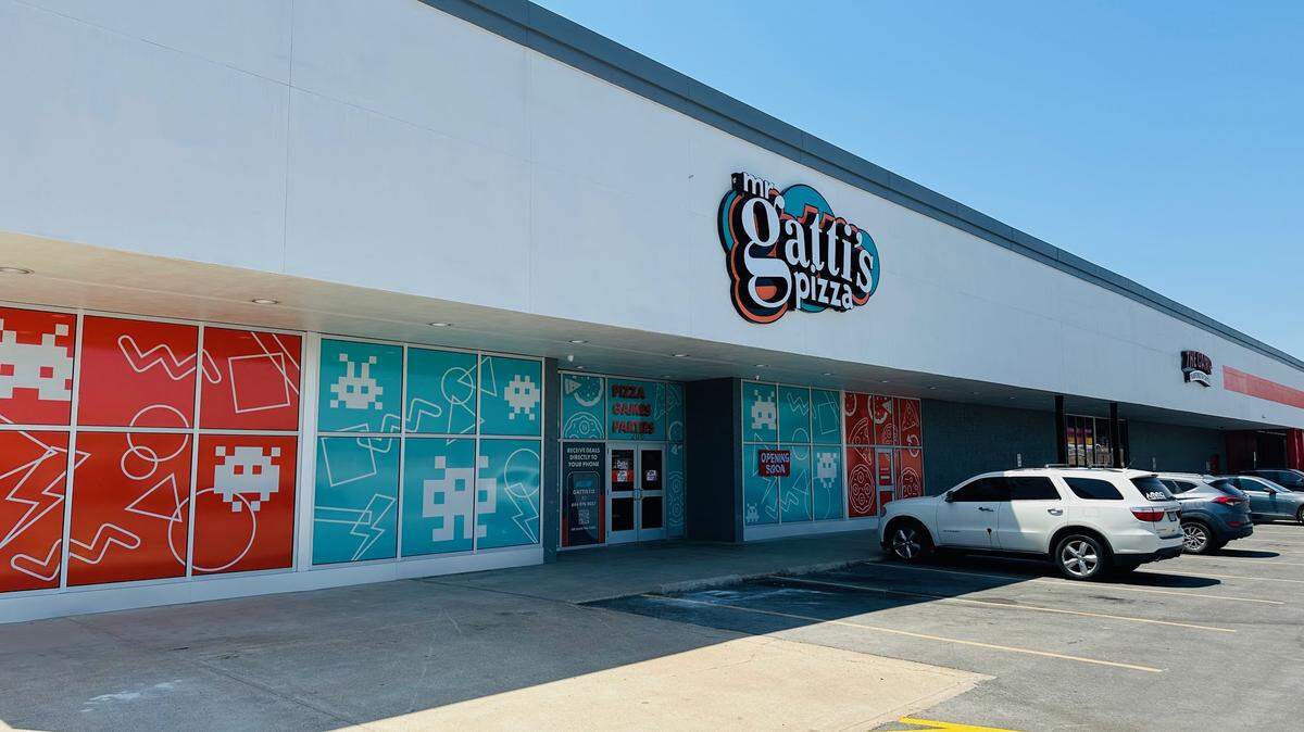 Mr Gatti’s Pizza has opened a new family entertainment center in Fort Worth.