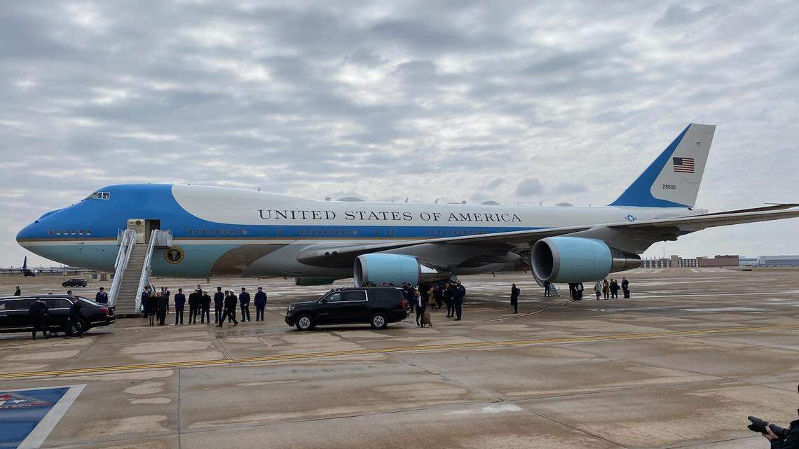 Live updates: President Biden visits Fort Worth VA, Resource Connection; $5 gas in Texas?