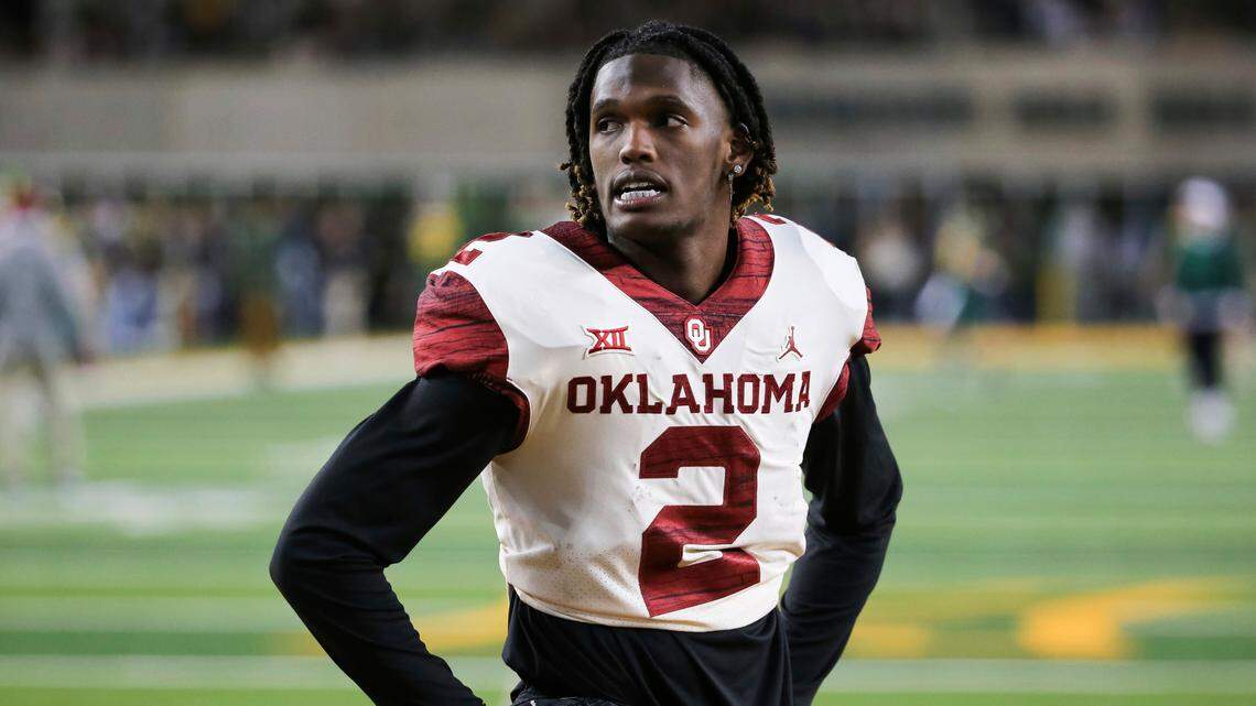 Dallas Cowboys first round draft pick Oklahoma wide receiver CeeDee Lamb has been given jersey No. 88 for his new team.