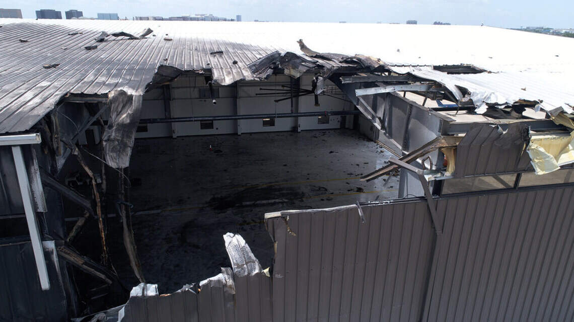 Pilot warned of engine oil issue just before Addison plane crash that killed 10 people