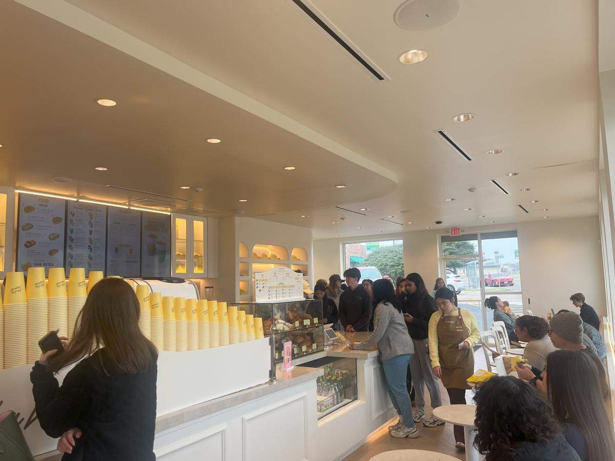The lines continue inside at the new Fort Worth La La Land location. 