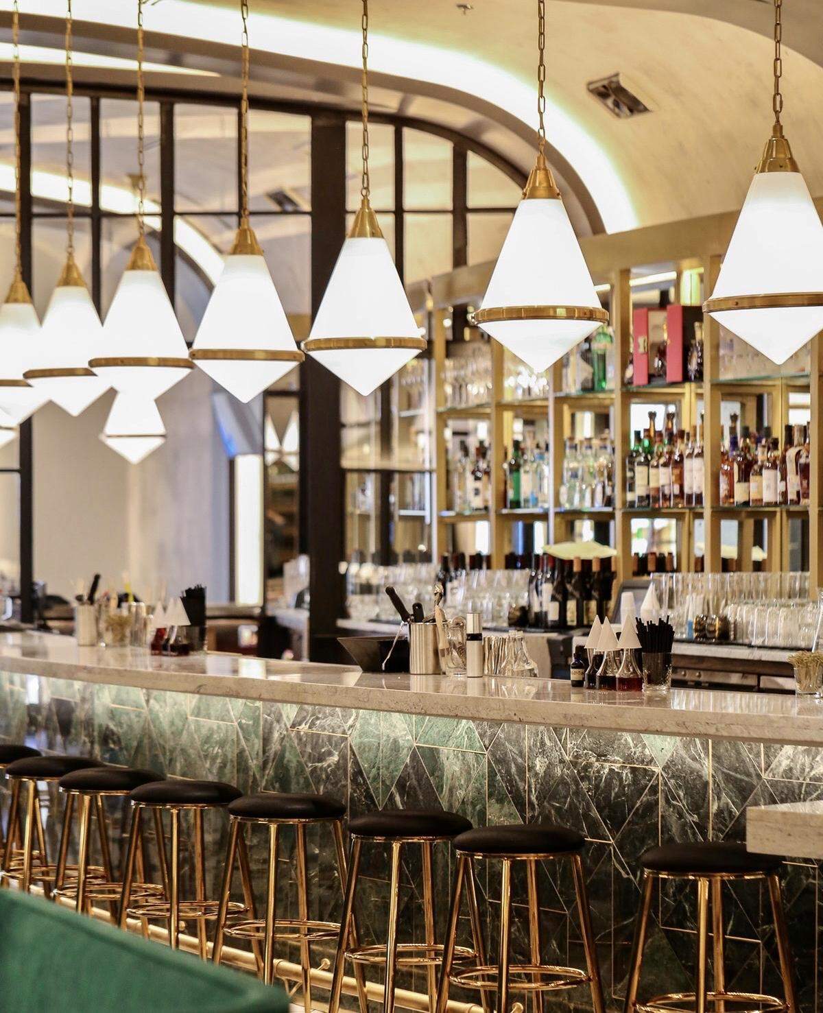 The handsome bar area at Delucca Gaucho Pizza.