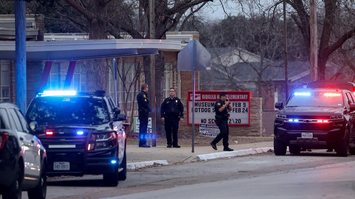 There was a heavy police presence at Ridglea Hills Elementary School in Fort Worth on Monday, Feb. 13, 2023, after an off-campus domestic situation led authorities to place the school on “a secured status” and conduct a “controlled release” of students after dismissal time, according to a Fort Worth ISD spokesperson.